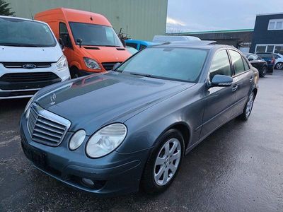 Gebraucht Mercedes E200 136 PS (100 kW) 2006 Grau Limousine