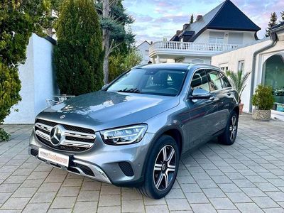 Usata Mercedes GLC300e 194 CV (142 kW) 2022 Grigio SUV