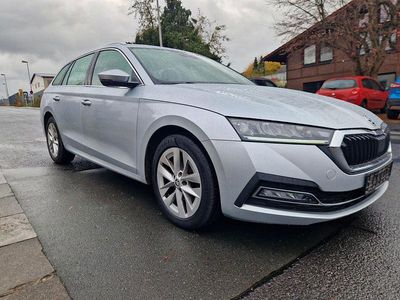 Gebraucht Skoda Octavia Style 116 PS (85 kW) 2021 Silber Kombi