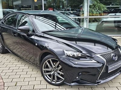 Lexus IS300h