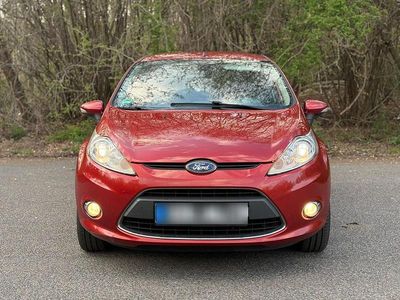 Gebraucht Ford Fiesta Ghia 75 PS (55 kW) 2010 Orange Kleinwagen