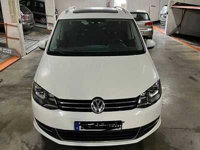 Second-hand VW Sharan Highline 184 CP (135 kW) 2015 Alb Monovolum