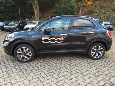 Colore esterno cinema schwarz Gebraucht 2016 Fiat 500X Cross SUV | 9.899 € (Fairer Preis)