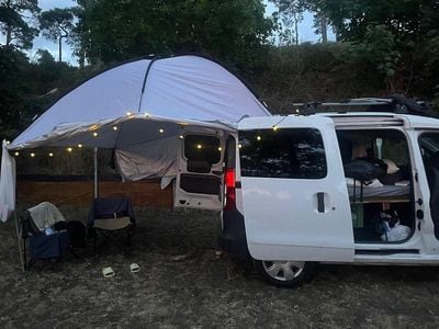 Second-hand Dacia Dokker 83 CP (61 kW) 2013 Alb Monovolum