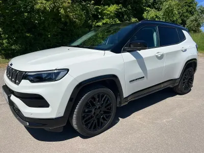 Gebraucht Jeep Compass 180 PS (132 kW) 2023 Weiß SUV