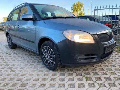 gebraucht Skoda Fabia Combi Ambiente *Automatik * Klima * AHK