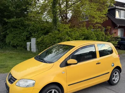 Gebraucht VW Fox 55 PS (40 kW) 2005 Gelb Kleinwagen