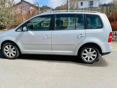 Brugt VW Touran Highline 136 HK (100 kW) 2003 Sølv MPV