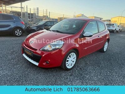 Gebraucht Renault Clio III 103 PS (75 kW) 2012 Rot Kleinwagen