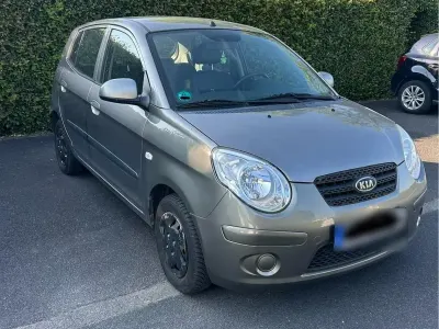 Gebraucht Kia Picanto 63 PS (46 kW) 2011 Grau Kleinwagen