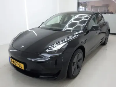 Gebraucht Tesla Model 3 Standard Range 225 kW (306 PS) 2023 Schwarz Limousine