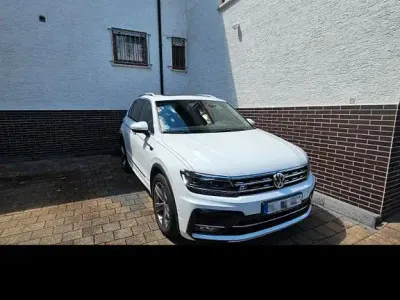 Gebraucht VW Tiguan R-line 190 PS (139 kW) 2019 Weiß SUV