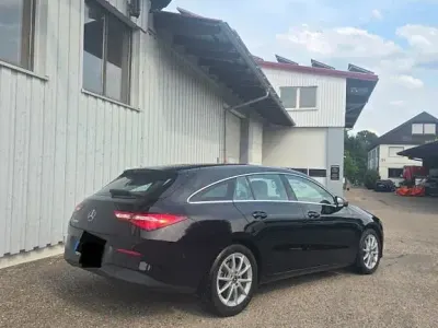 Gebraucht Mercedes CLA180 Shooting Brake Edition 136 PS (100 kW) 2022 Schwarz Kombi
