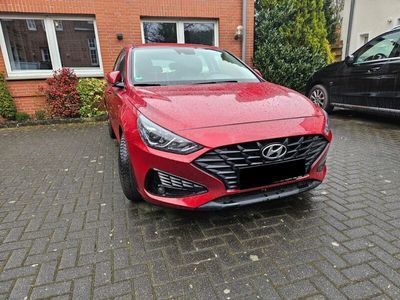 gebraucht Hyundai i30 1.0 T-GDI Hybrid Select Select