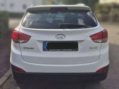 Gebraucht Hyundai ix35 Style 163 PS (119 kW) 2012 Weiß SUV