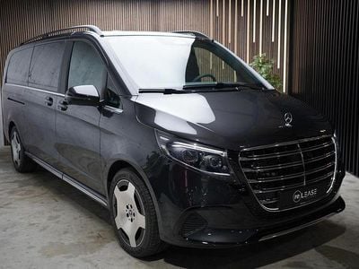 Neu Mercedes V300 Luxury 237 PS (174 kW) 2025 Schwarz Van / Kleinbus