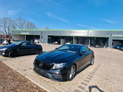 Używany Mercedes E220