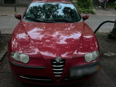Gebraucht Alfa Romeo 147 105 PS (77 kW) 2002 Kleinwagen
