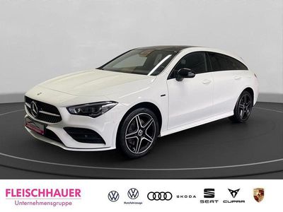 Weiss Gebraucht 2020 Mercedes CLA250e Shooting Brake Kombi | 25.980 € (Fairer Preis)