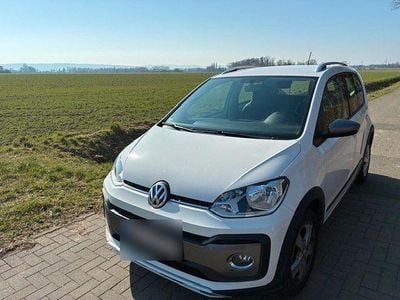 Gebraucht VW cross up! 75 PS (55 kW) 2019 Weiß Kleinwagen