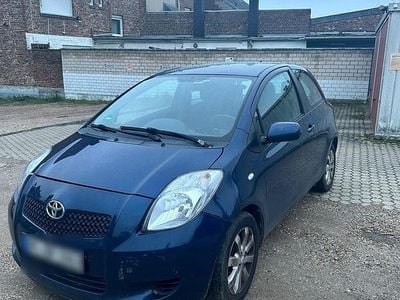 Gebraucht Toyota Yaris 87 PS (63 kW) 2007 Blau Kleinwagen