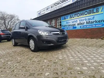 Brugt Opel Zafira Family 140 HK (102 kW) 2012 Grå MPV