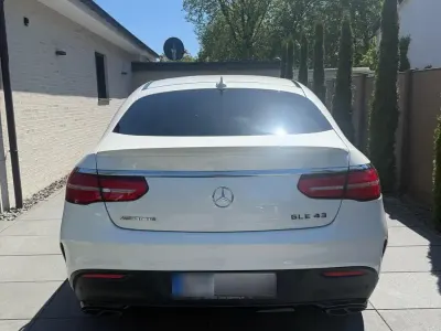 Gebraucht Mercedes GLE43 AMG AMG 367 PS (269 kW) 2019 Weiß Coupé