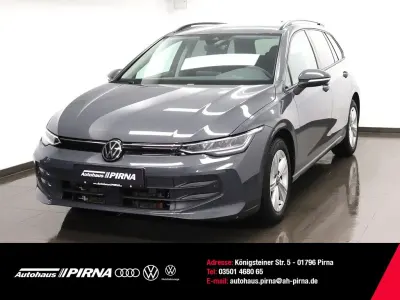 Używany VW Golf VIII Life 116 KM (85 kW) 2025 Szary Kombi