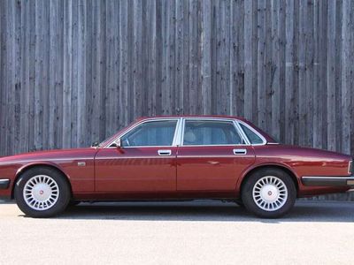 gebraucht Jaguar XJ40 im Ausnahmezustand 2 Jahre Garantie