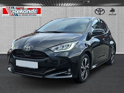 Gebraucht Toyota Yaris Hybrid Team 116 PS (85 kW) 2024 Schwarz Limousine
