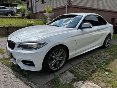 BMW M235