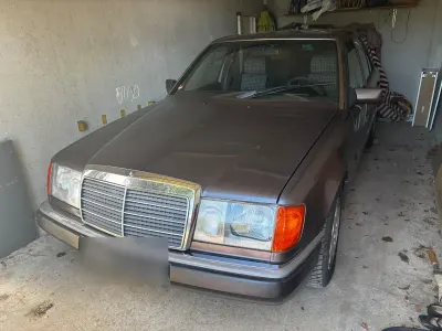 Gebraucht Mercedes E300 1993 Braun Limousine