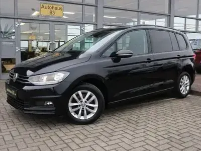 Gebraucht VW Touran Comfortline 150 PS (110 kW) 2018 Schwarz Van / Kleinbus