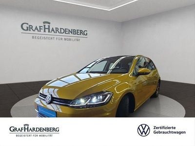 Gelb Gebraucht 2018 VW Golf Join Limousine | 17.888 € (Guter Preis)