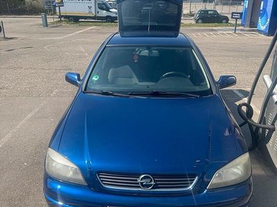 Usata Opel Astra 101 CV (74 kW) 2003 Blu Berlina