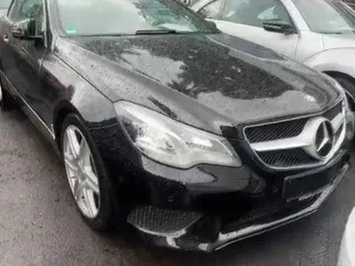 Gebraucht Mercedes E200 184 PS (135 kW) 2014 Schwarz Cabrio