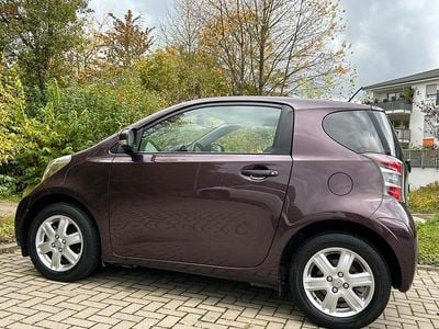 Gebraucht Toyota iQ 68 PS (50 kW) 2009 Violet Kleinwagen