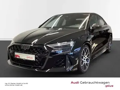 Second-hand Audi RS3 Comfort 400 CP (294 kW) 2024 Negru Berlinǎ