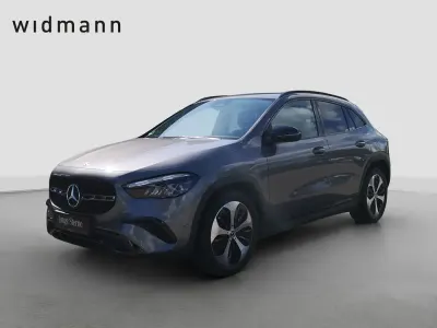 Gebraucht Mercedes GLA200 Advanced 163 PS (119 kW) 2024 Metalliclack mountaingrau SUV