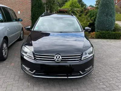 Gebraucht VW Passat 140 PS (102 kW) 2014 Schwarz Kombi