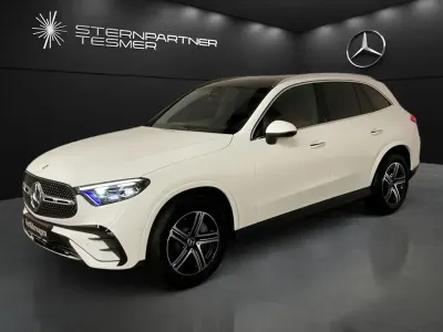 Gebraucht Mercedes GLC220 AMG 197 PS (144 kW) 2024 Unilack polarweiß SUV