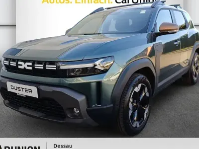 Neu Dacia Duster Extreme 131 PS (96 kW) 2025 Zedergrün SUV