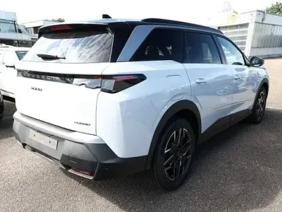Nuova Peugeot 5008 GT 145 CV (106 kW) 2026 Bianco SUV