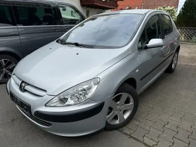 Gebraucht Peugeot 307 Premium 136 PS (100 kW) 2004 Silber Limousine