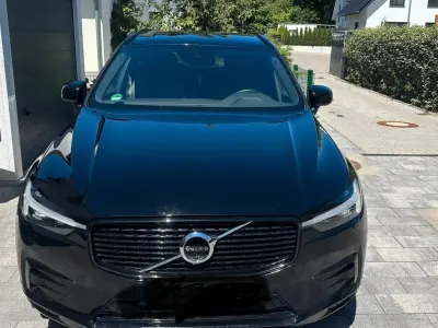 Gebraucht Volvo XC60 R-Design 197 PS (144 kW) 2021 Schwarz SUV