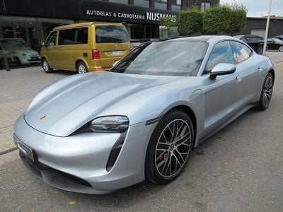 Porsche Taycan 4S