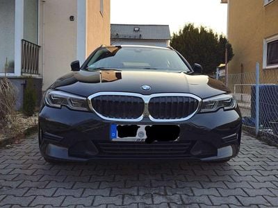 Gebraucht BMW 318 Luxury Line 150 PS (110 kW) 2021 Schwarz Kombi