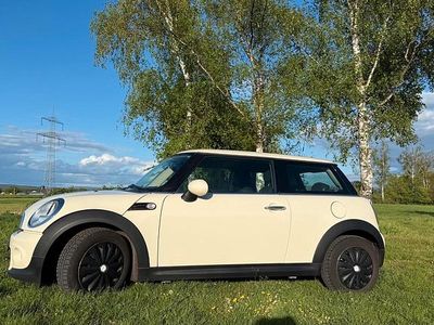 Second-hand Mini ONE 75 CP (55 kW) 2011 Galben Hatchback