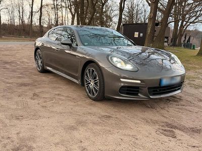 Gebraucht Porsche Panamera 300 PS (220 kW) 2014 Grau Kleinwagen