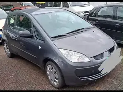 Gebraucht Mitsubishi Colt Inform 95 PS (69 kW) 2005 Weiß Kleinwagen